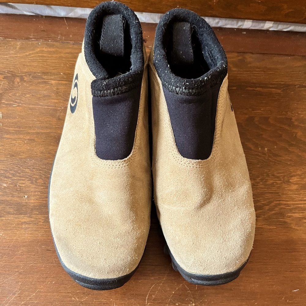 Salomon Damen Contagrip GX soles Thinsulate lined Size 8 vintage slip ons